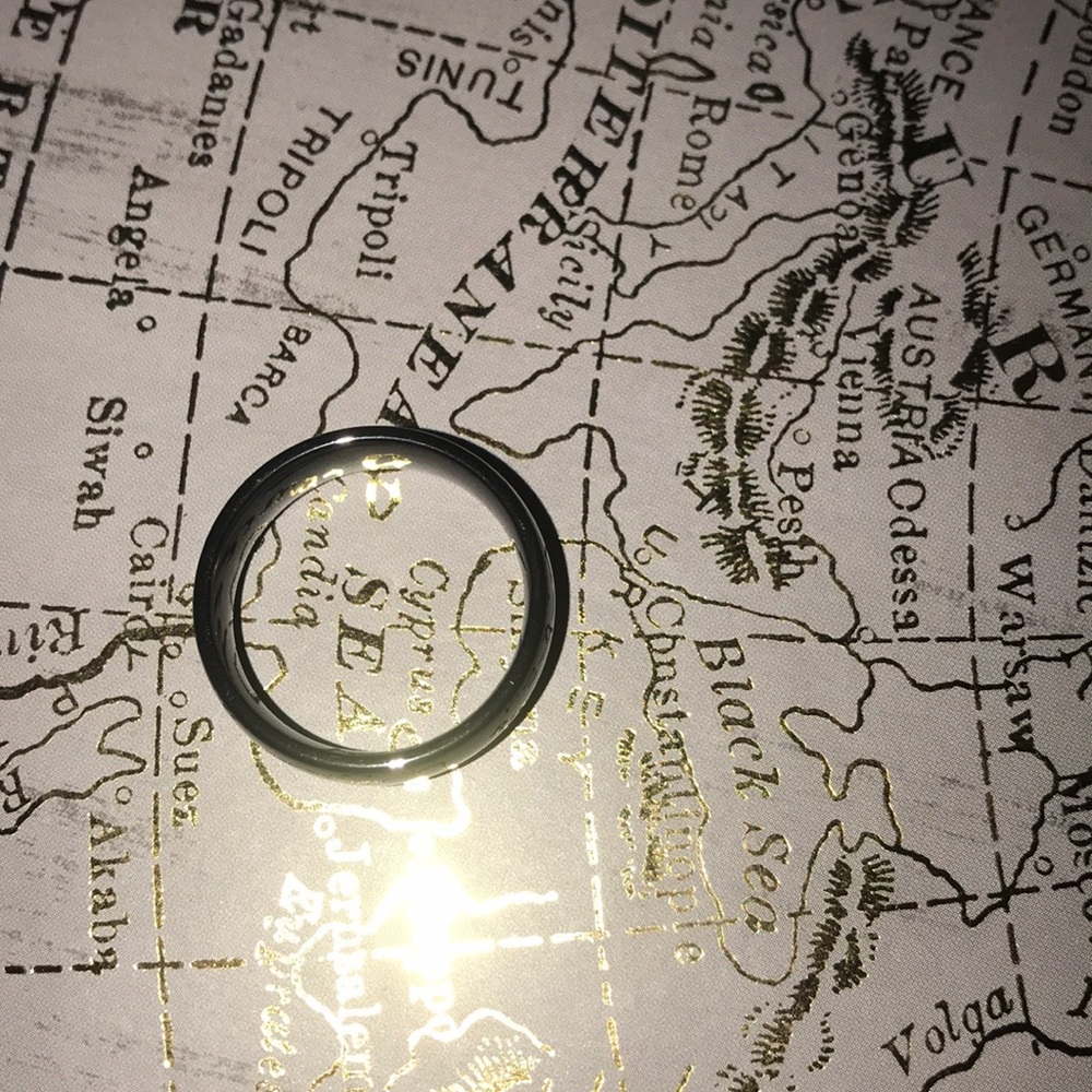 Men’s ring